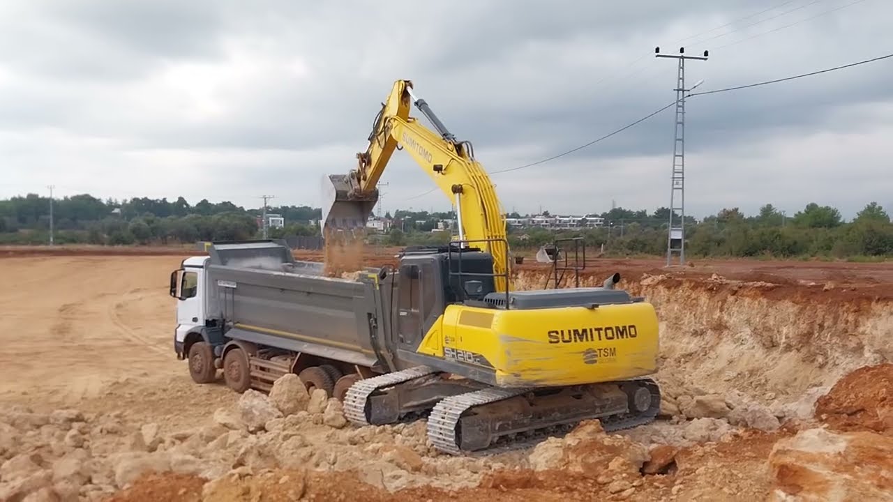 SUMITOMO EXCAVATOR temel açama #kepçe #kepçevideoları #işmakinaları #sumitomo #jcb #cat #keşfet 