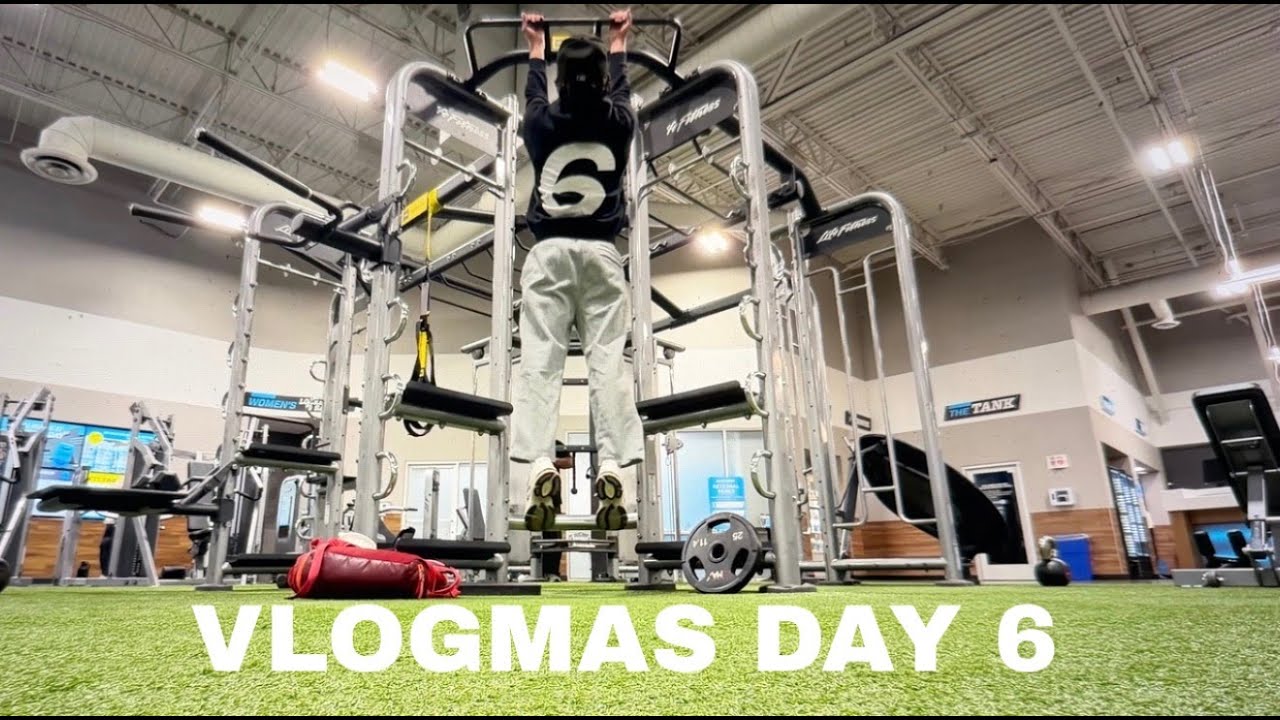 VLOGMAS DAY 6 : WORK/GYM