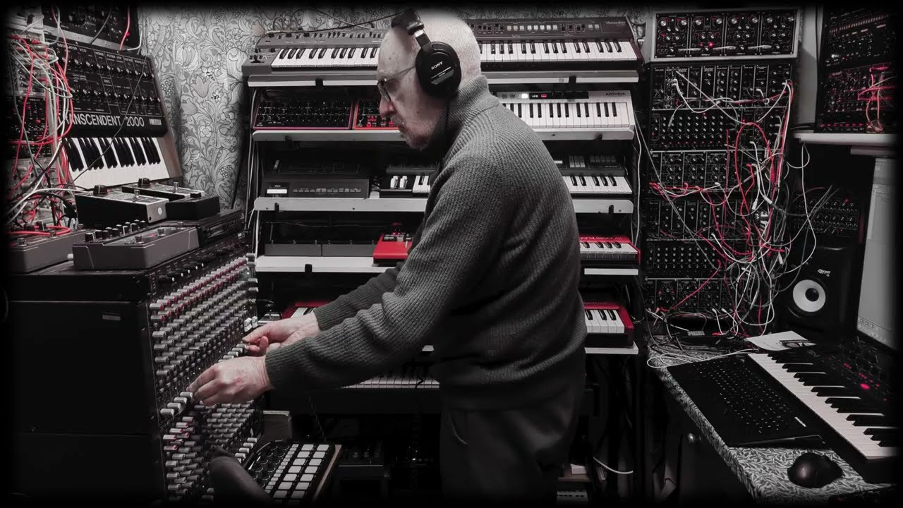 Analog Arpeggios, Sequences and String machines