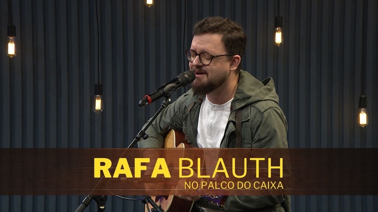 RAFA BLAUTH no palco do Caixa de Música