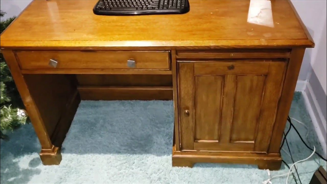 TRASH TO TREASURE EASY DESK MAKEOVER||OFFICE FURNITURE ON A BUDGET||DIY FARMHOUSE DESK NEW LOOK