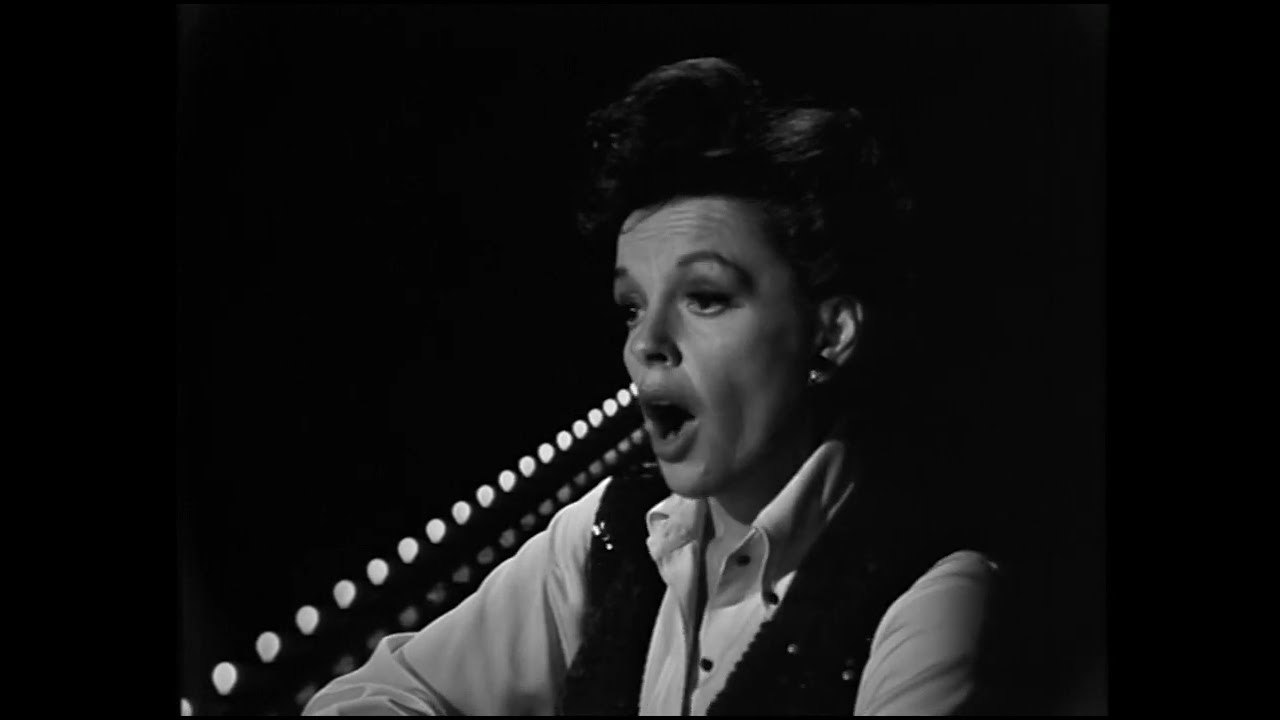 Judy Garland - A Cottage for Sale (Live, HD)