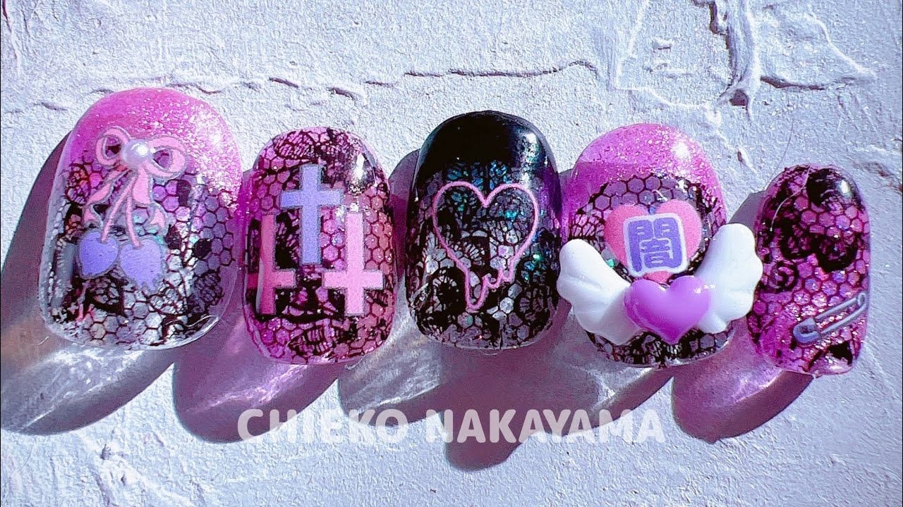 ついに販売開始❣️ネオンマグ&times;ホイル&times;病みかわシール♡てんこ盛り♡