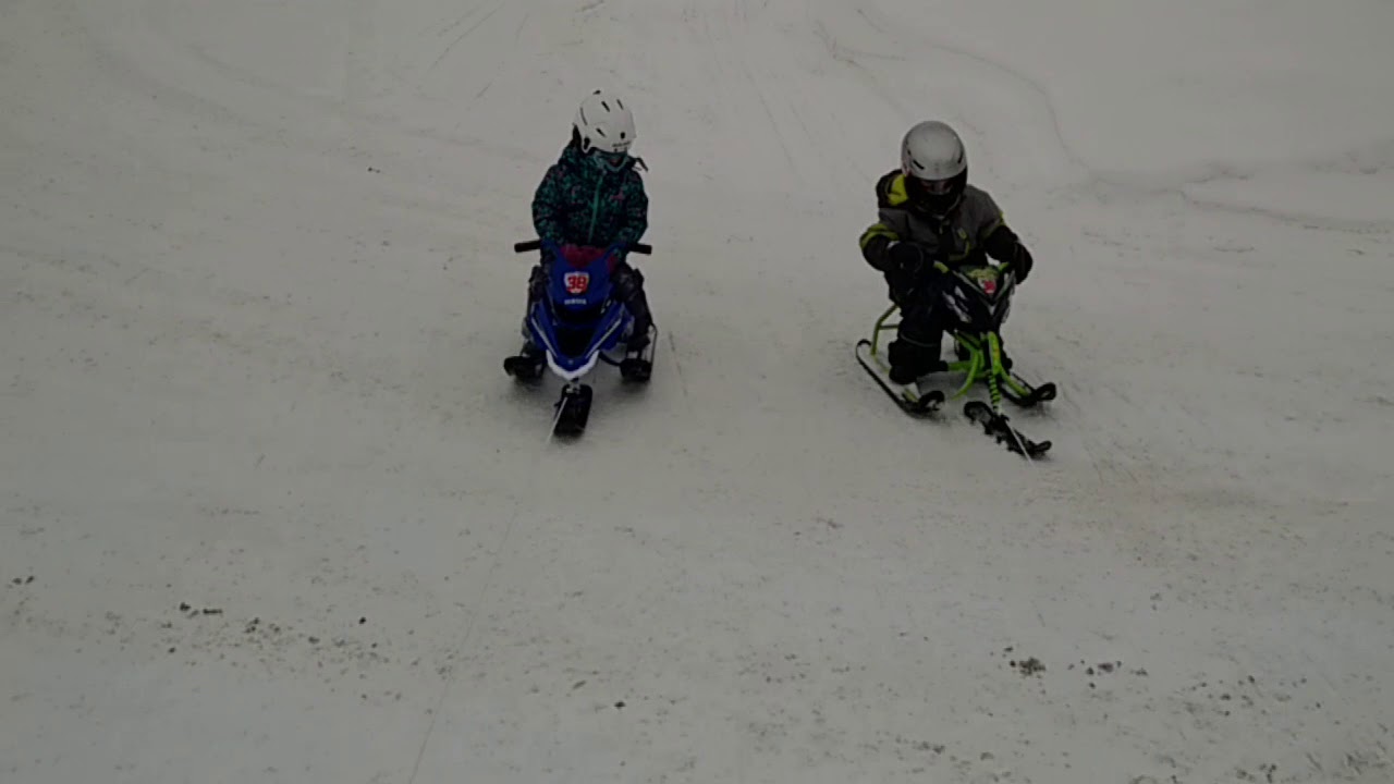 3 skis en 4 roues