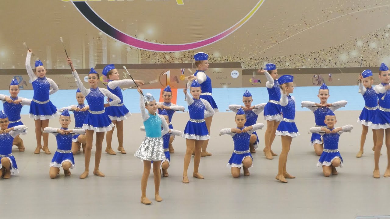*Linetbells Litovel* - baton cadet podio, Mažoretky / Hradec Kralove 2025