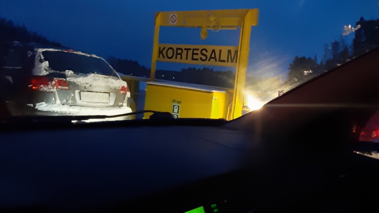 Jäätietä kuopion itkonniemeltä kortesalmen lossille