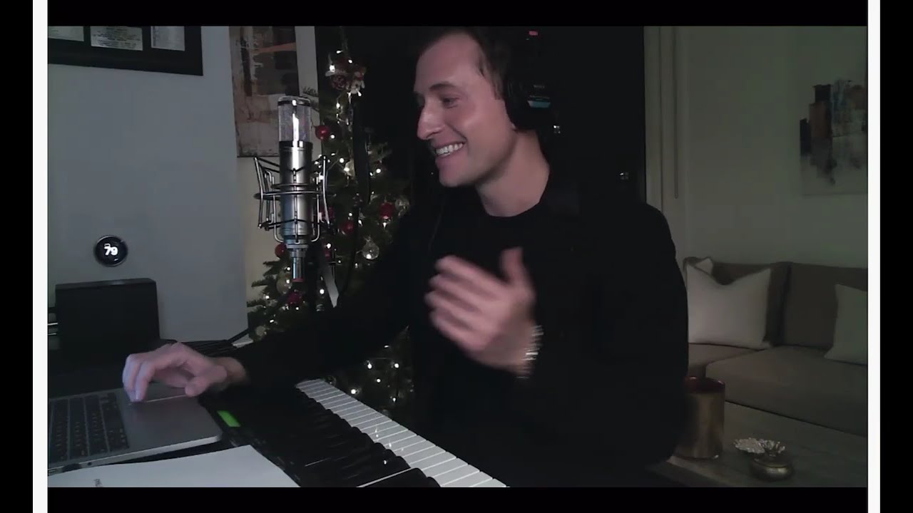 Peter Cincotti - 2021-12-22 - Rudolph, the Red-Nosed Reindeer - Online Holiday Show