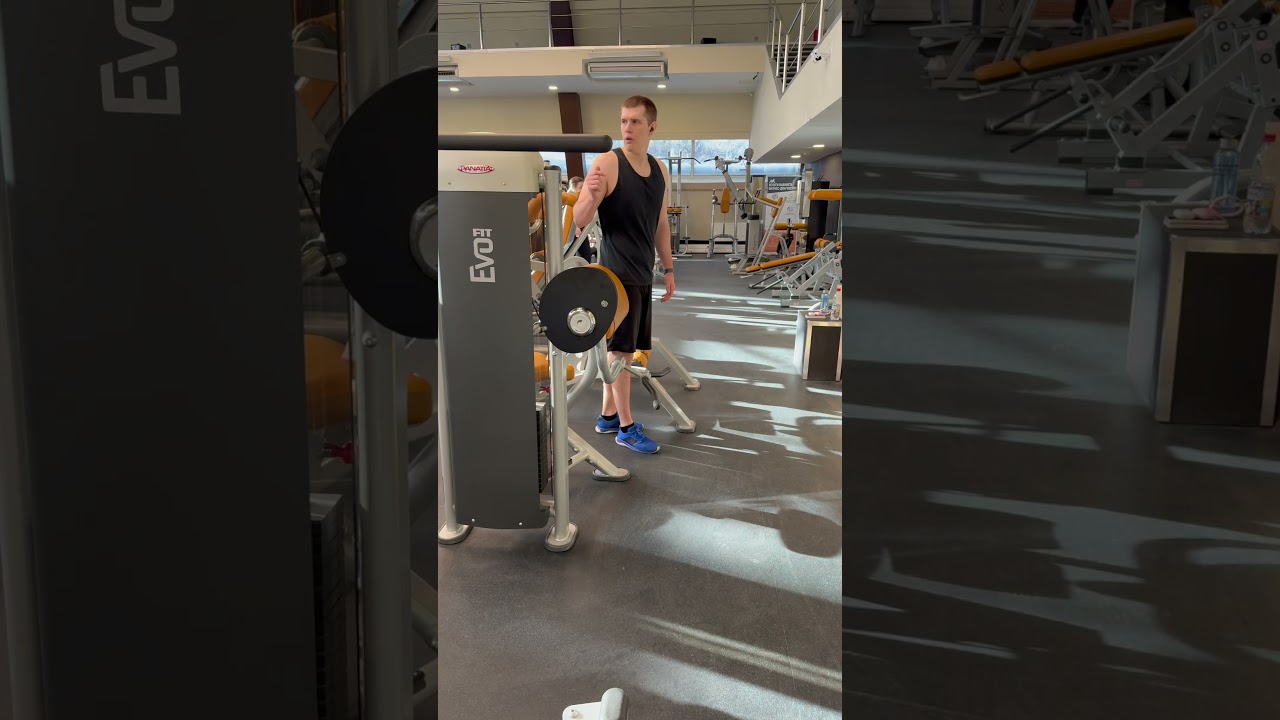 💃Грациозная лань🦌 #стась #стеб #веселье #юмор #позитив #funnyvideo #gymhumor #gymfunny