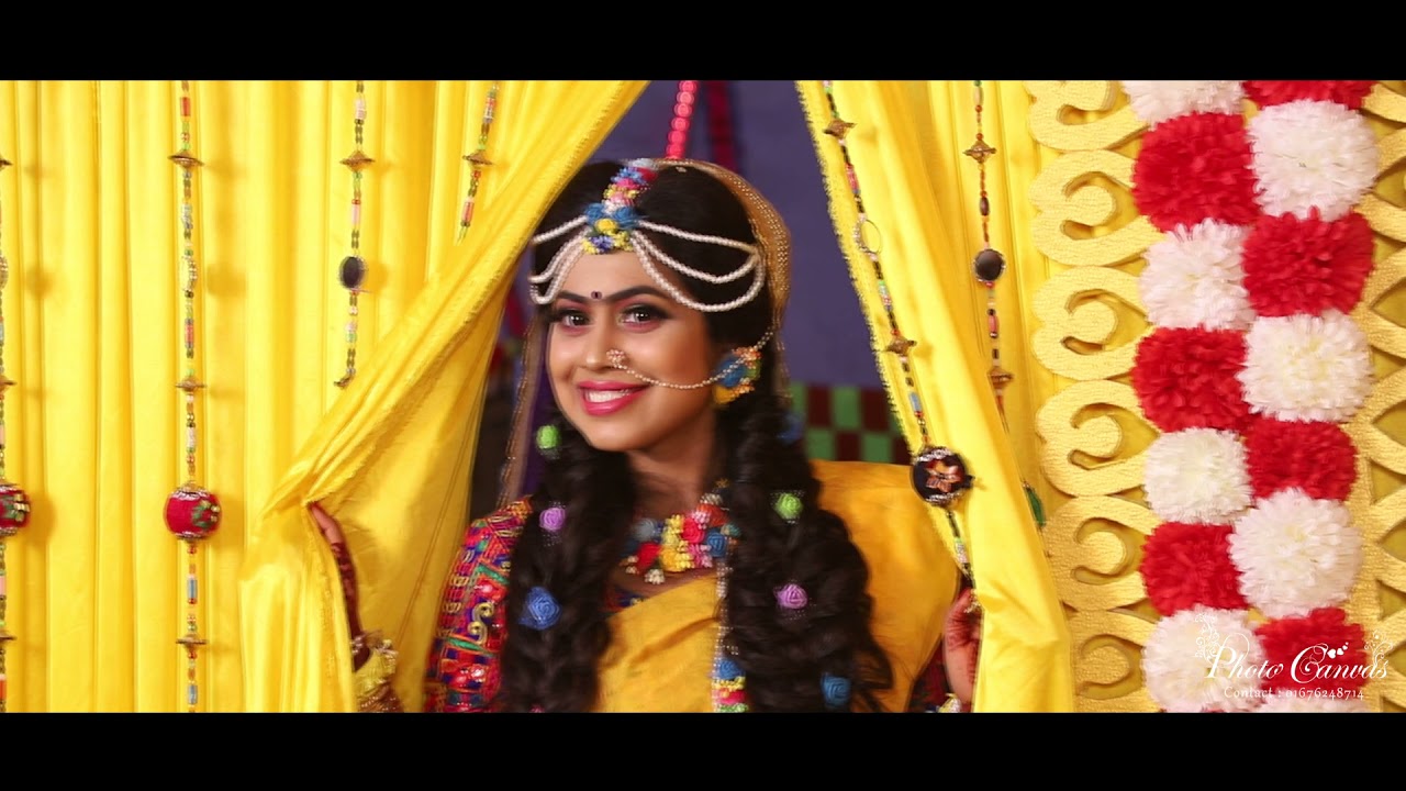 Yellow Trailer Covered By Photo Canvas || Konthika