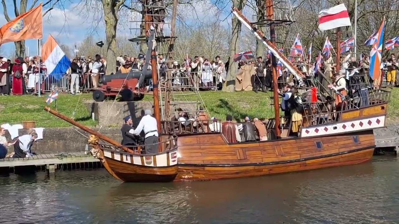 2025  1 aprilviering Den Briel Watergeuzen zetten voet aan wal