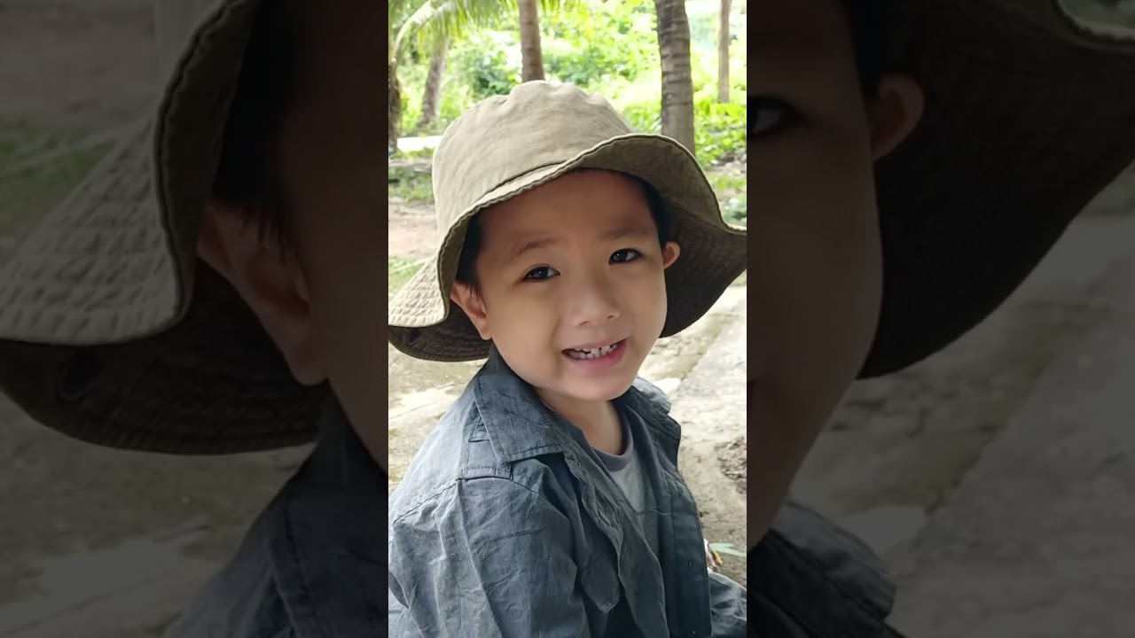KHÁNH QUA NHÀ ÔNG TÁM MUA LÁ CHUỐI VÀ CÁI KẾT KIỂU….