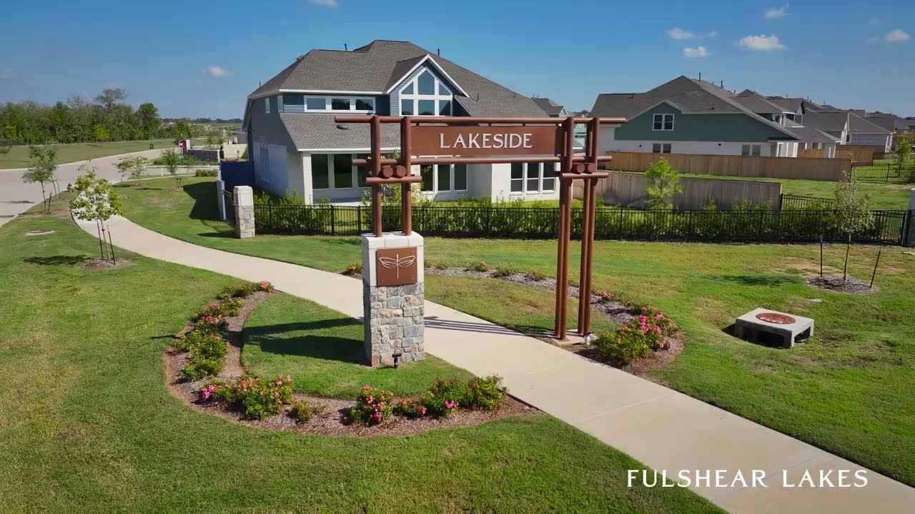 Fulshear Lakes Living in Fulshear, TX