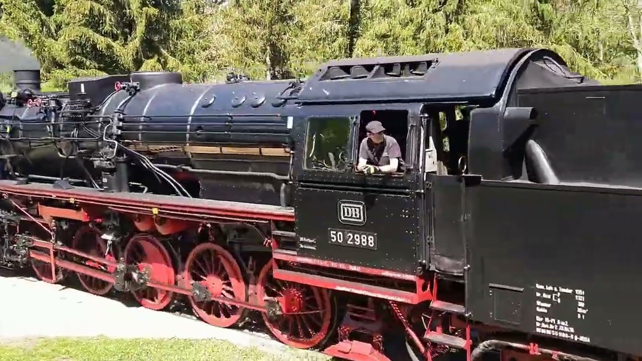🥾Wegsuche-Wanderung: Fützen➝ Sauschwänzlebahn➝ Dampflokomotive 50 2988