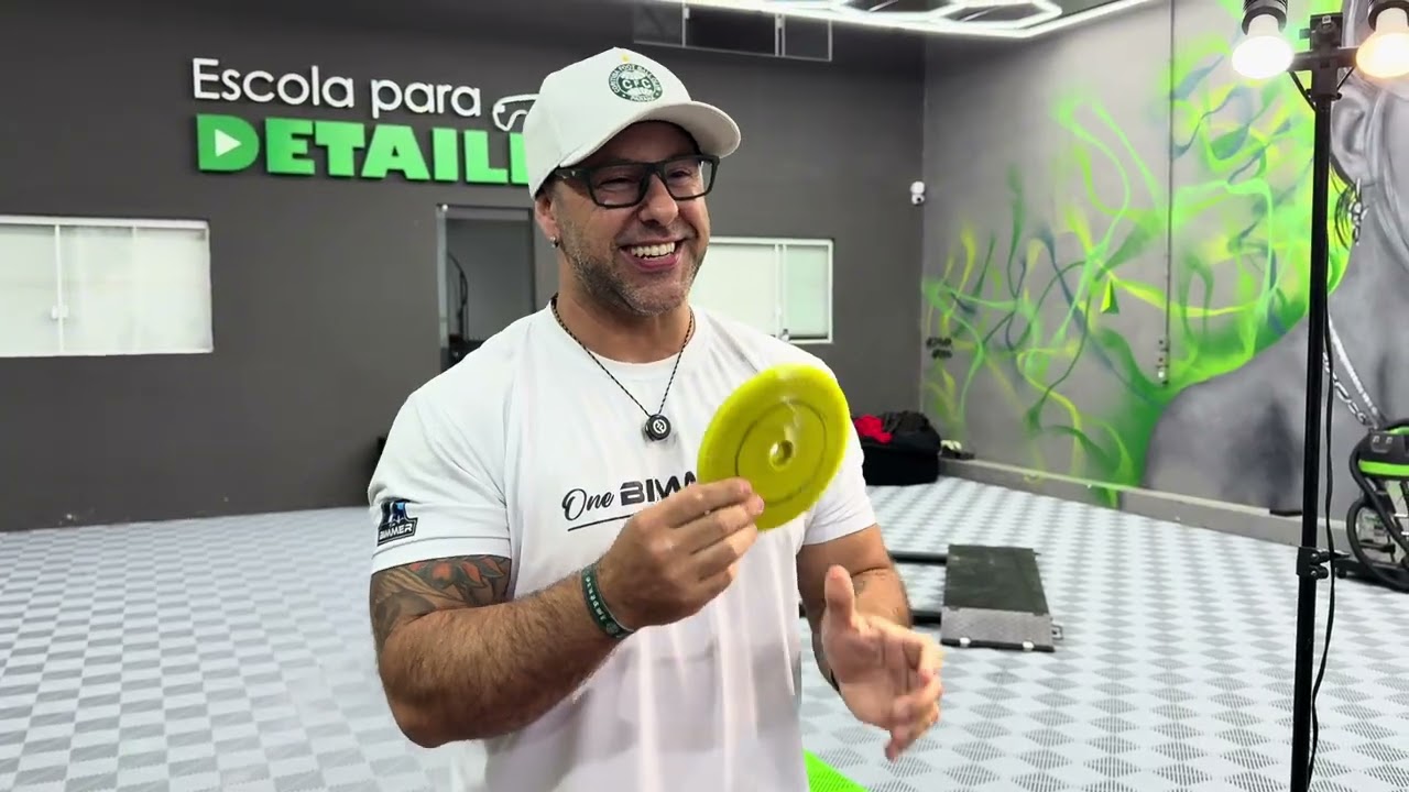 Como funciona o polimento e a remoção de riscos - PAPO DE POLIDOR #5 - Escola Para Detailers