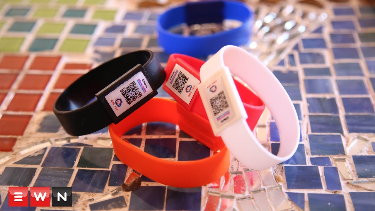 Mother creates life saving medical bracelet