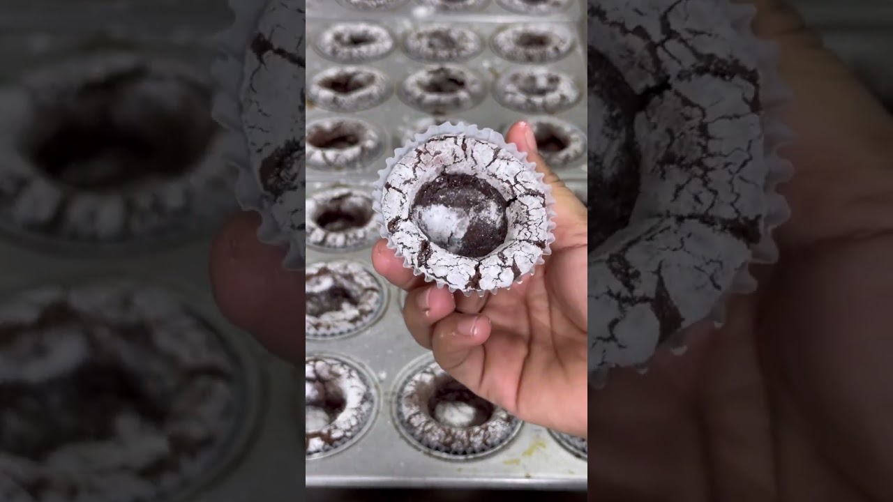 BEEHIVE CHOCOLATE CRINKLE CUPS