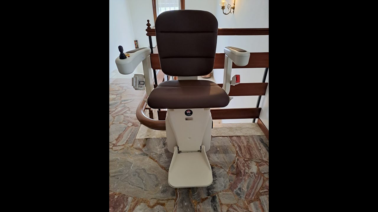 Video Funzionamento montascale curvilineo  elegante