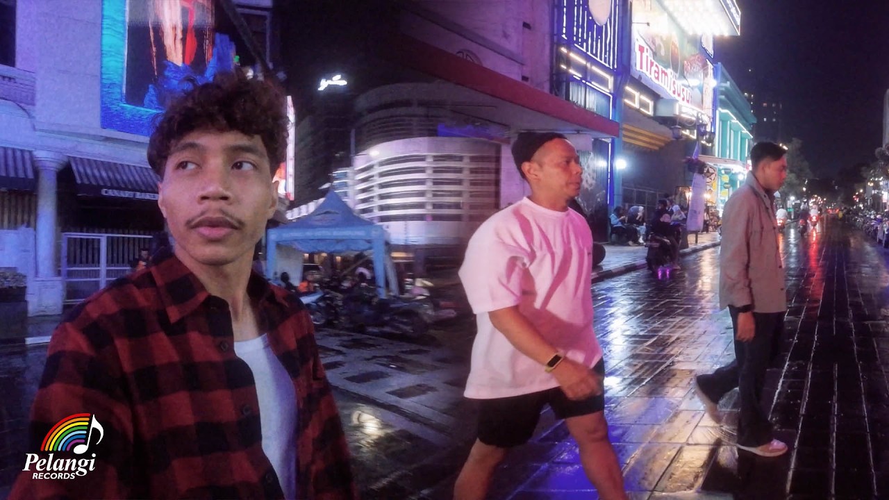 Caffeine & Fahimi - Catatan Kita (Official Music Video)
