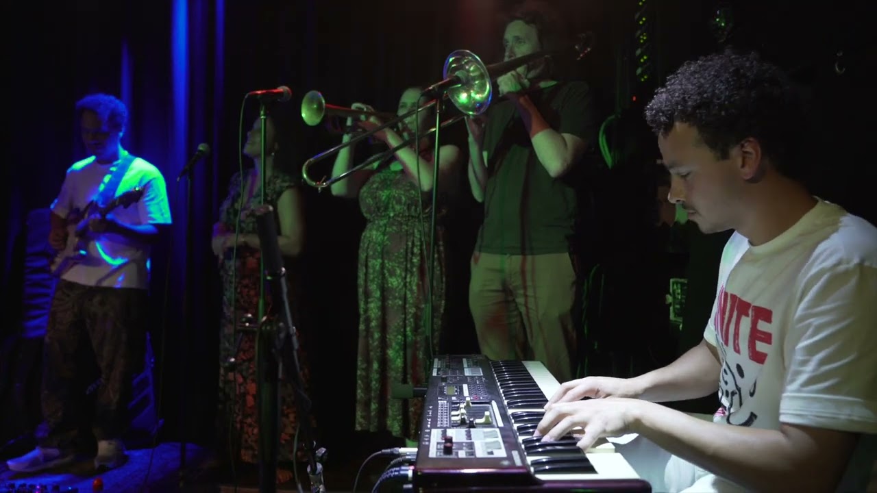 Afrogrooves - Sign This @ Cinetol, 10-09-2022 (excerpt #2)