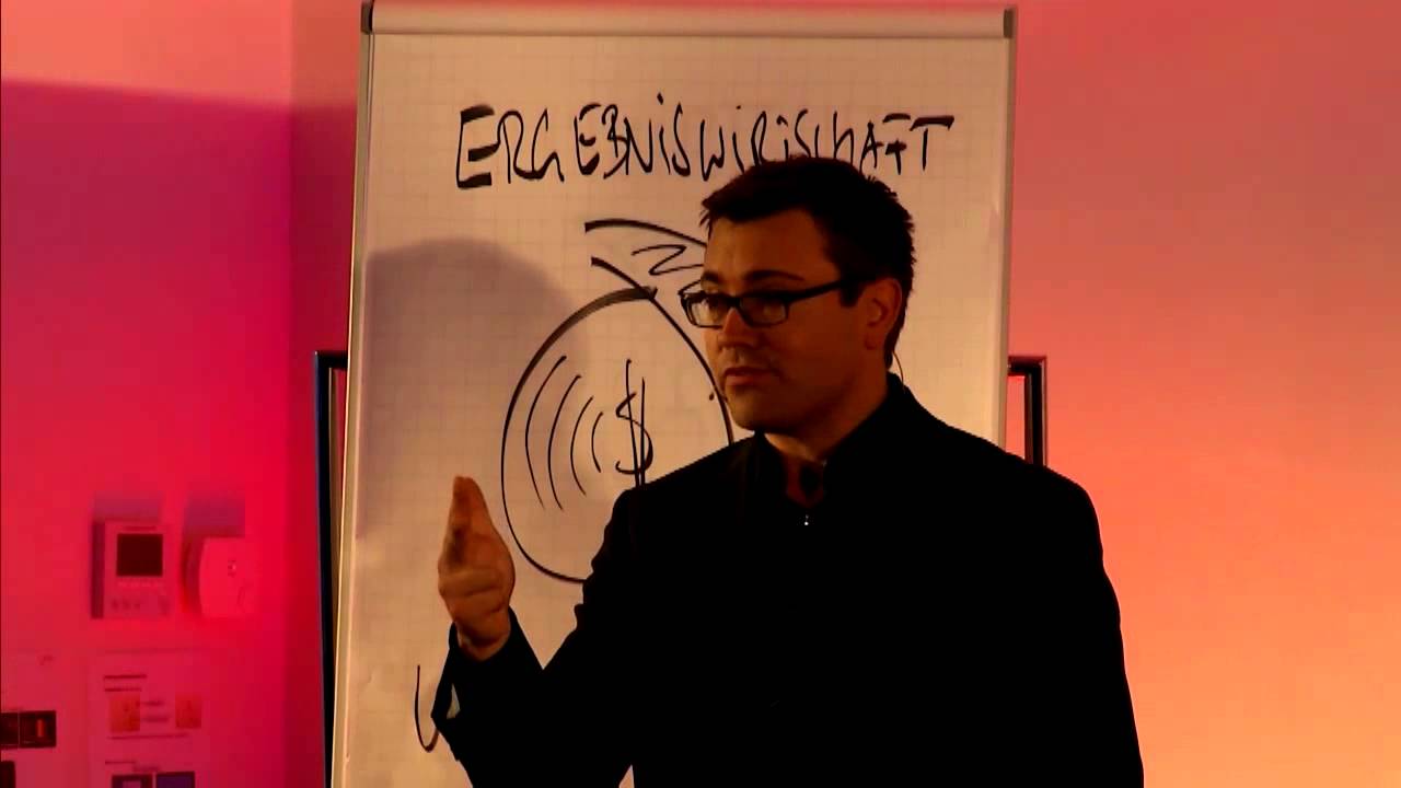 Herzblut. Innere Werte erzählen. | Theo Eißler | TEDxTuebingen