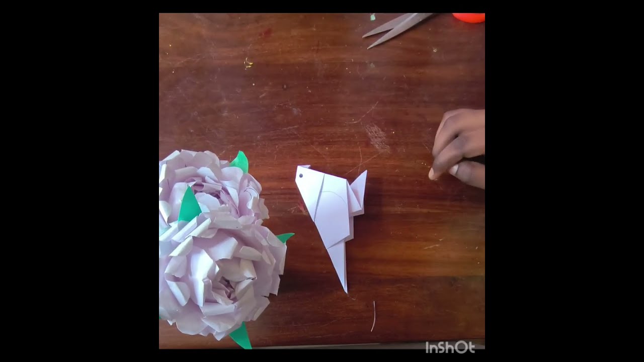 Origami parrot 