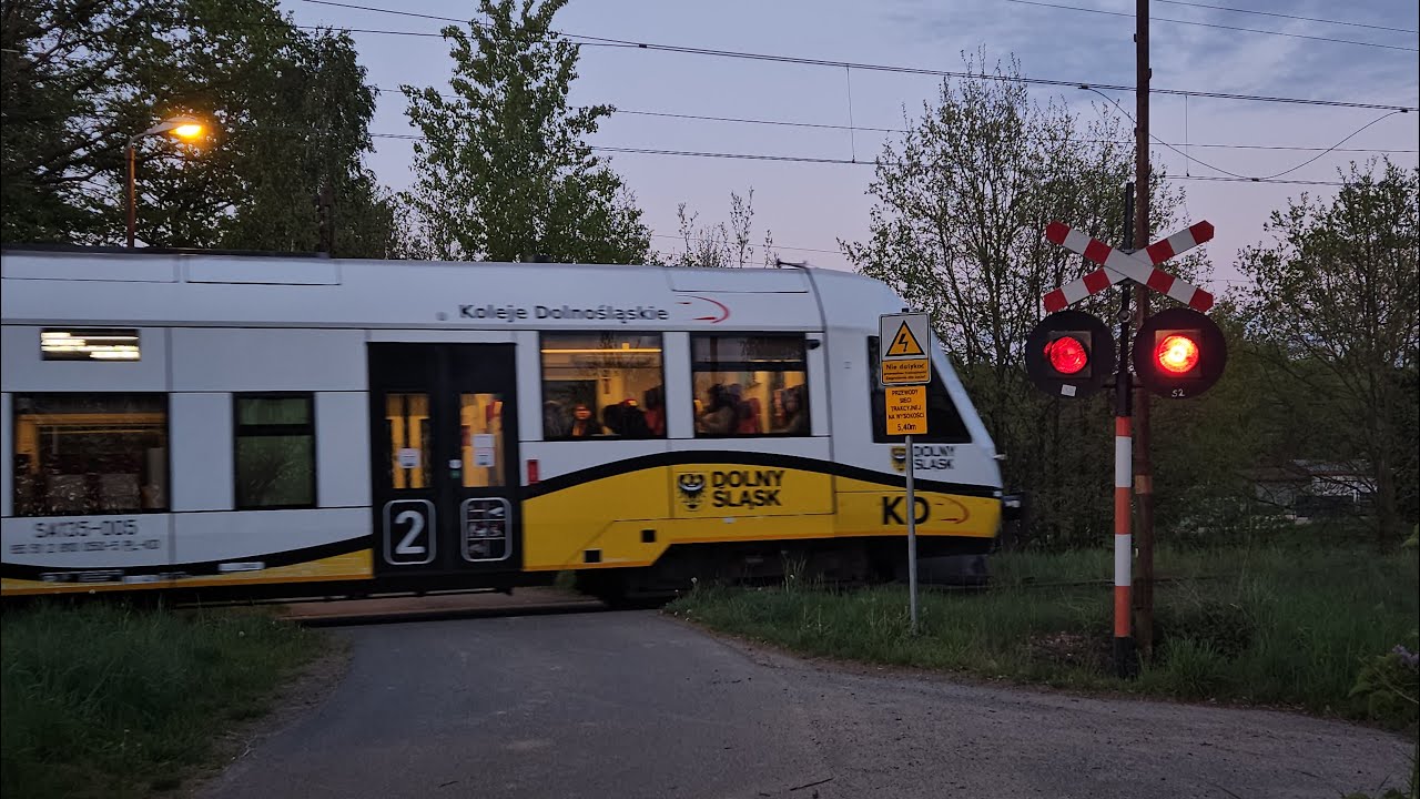 ?[*] Przejazd kolejowy (SSP)/Railroad crossing, Ubocze #1
