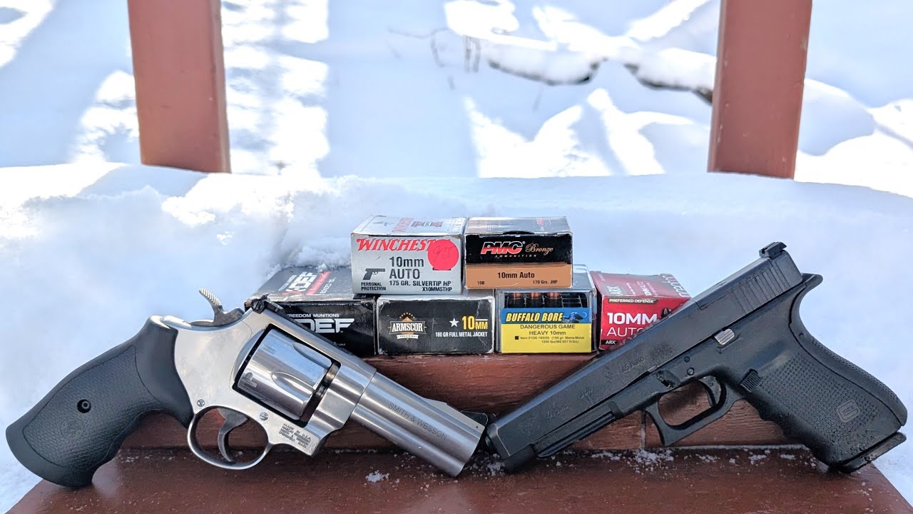 You Lose MOST of Your Velocity from a Revolver Cylinder Gap!? (VS a Semi-Auto) 10mm Chronograph Test