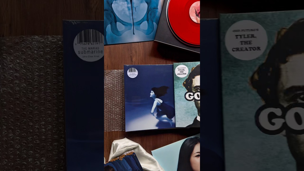 Pack a vinyl order with me! #vinyl #lorde #themarias #alternativepop #clairo #lorde #beabadoobee