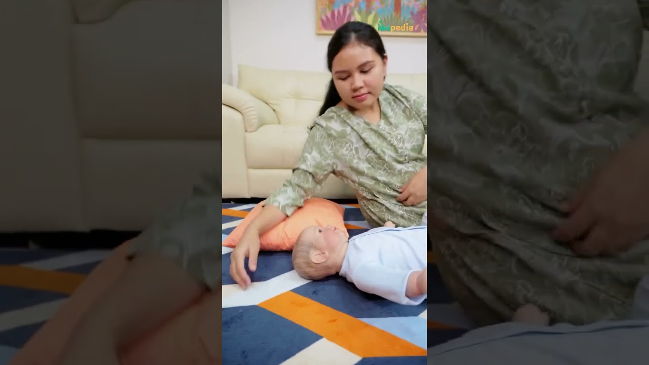 Asi Terlalu Deras Bikin Anak Tersedak? Coba Posisi Menyusui Ini