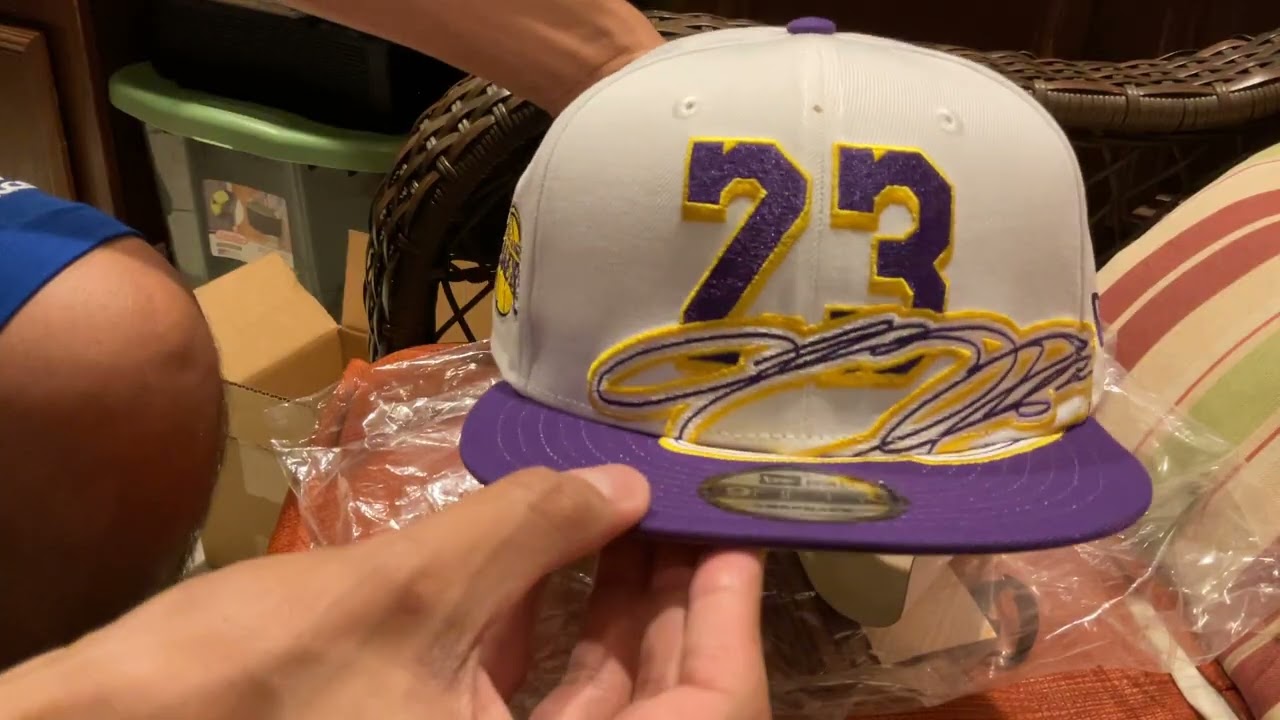 Los Angeles Lakers LeBron James SnapBack Unboxing/Review