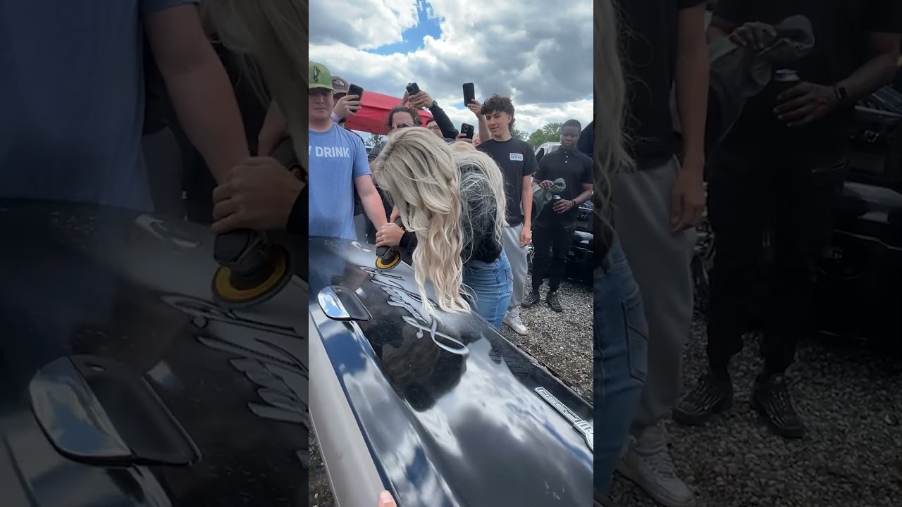 Signing a car with angle grinder! 👀😮  -  🎥 @&zwnj;Brendan_media / @Brendan.dc5 / BVIRAL