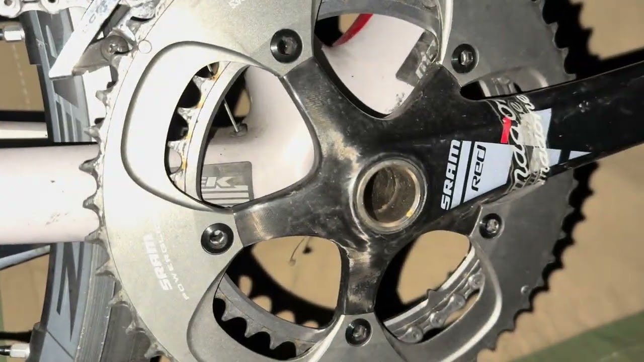 Посмотрите это видео, прежде чем покупать подержанный карбоновый велосипед в Аделаиде, Австралия!