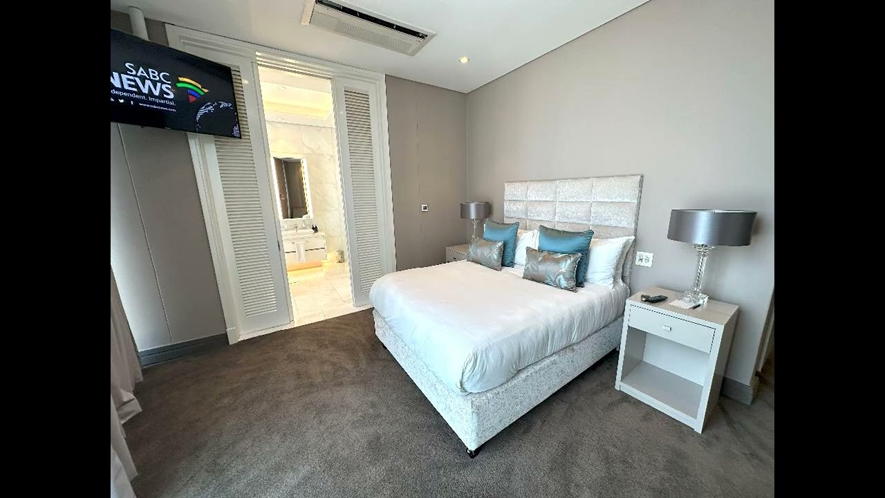 The DaVinci - Penthouses on the Nelson Mandela Square