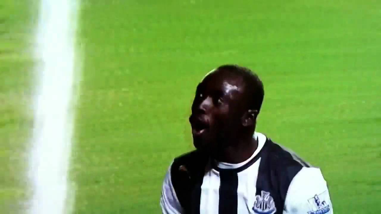 Drogba 's reaction after papis cisses goal
