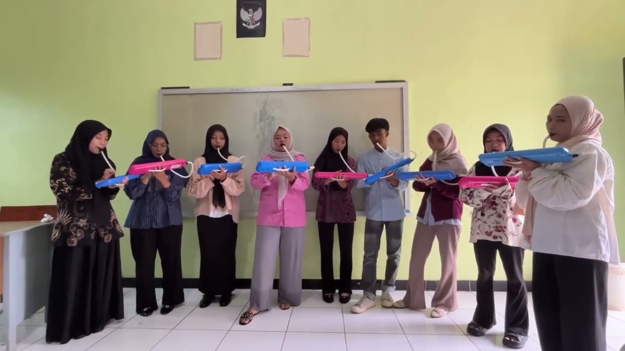 UAS Kelompok 1 Ansambel #bagimu negeri