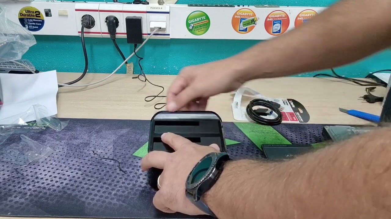 Clonar un SSD o HDD con solo apretar un botón.