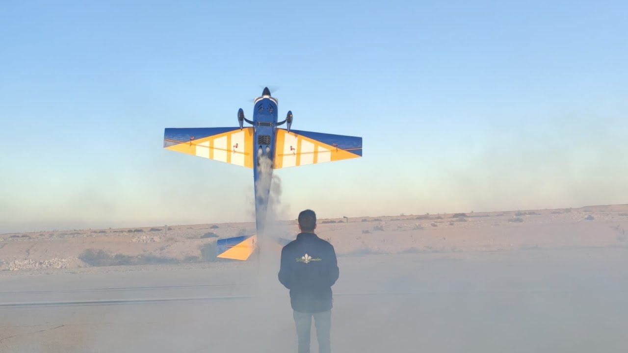 Extreme flight extra NG 104
