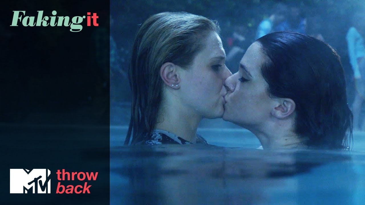 'Karma & Amy's Pool Kiss' 👩‍❤️‍💋‍👩 Official Throwback Clip | Faking It | MTV