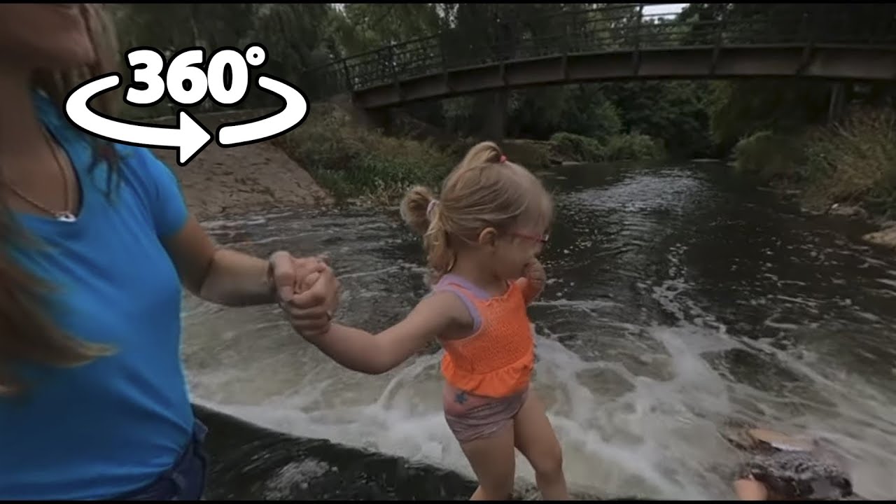360 VR - Paddling in the Stream at Kings Park Retford