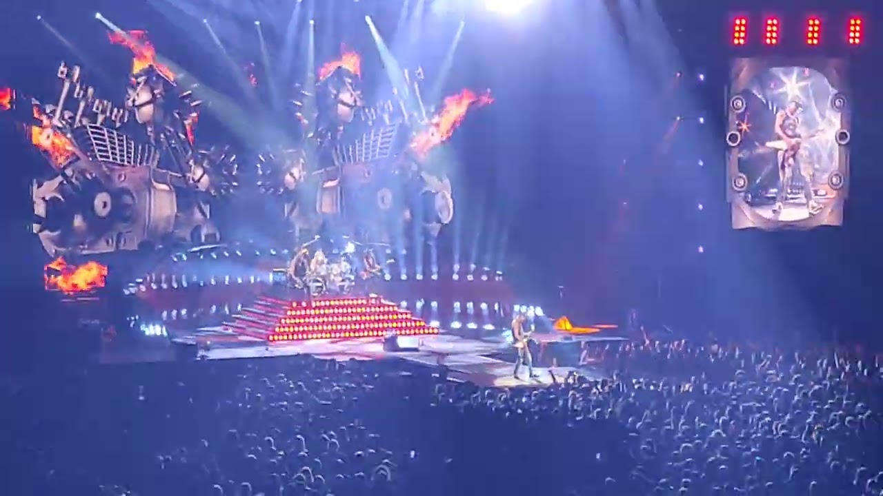 Scorpions live in Berlin Mercedes Benz Arena 23.5.2023