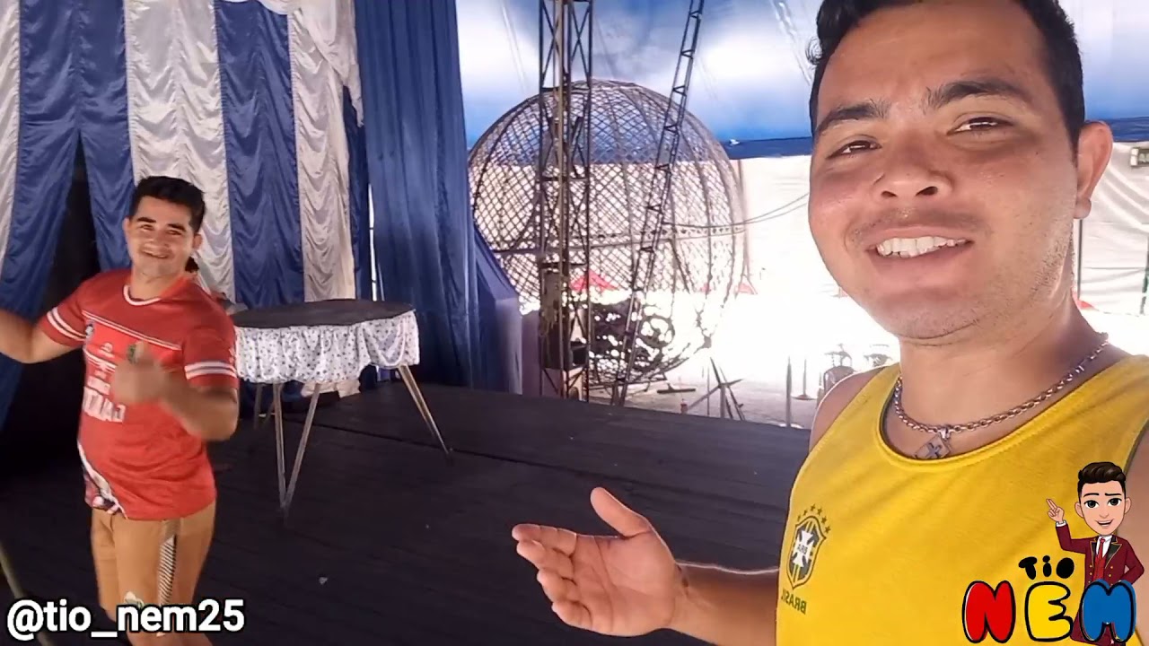 no circo com a família queiros  do circo astro