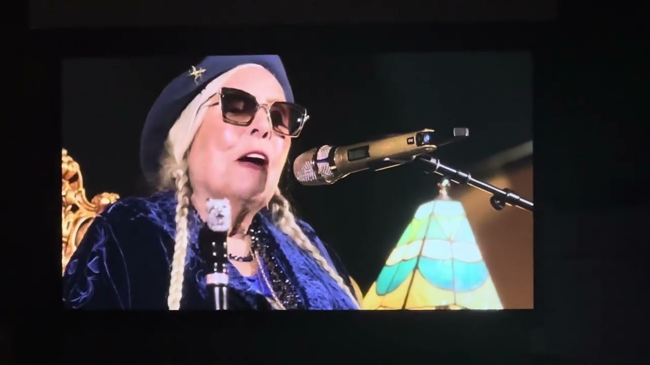 Joni Mitchell; Brandi Carlile; - A Case of You - Hollywood Bowl; Los Angeles, CA