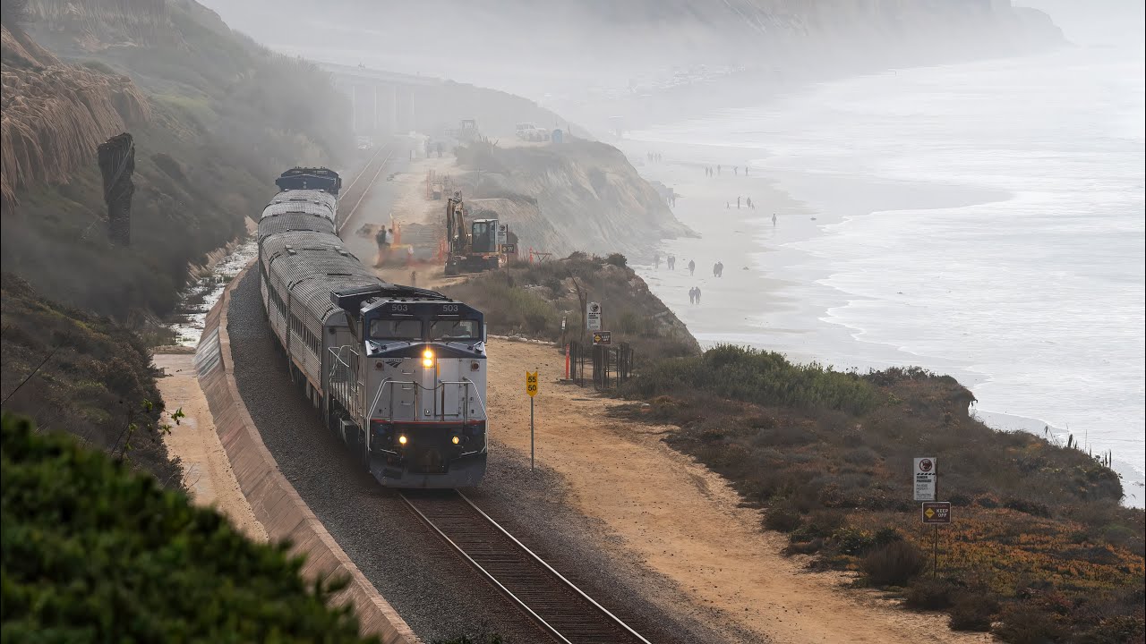 Coastal Railfanning on the Surfline - Dash 8s and Comet Cars