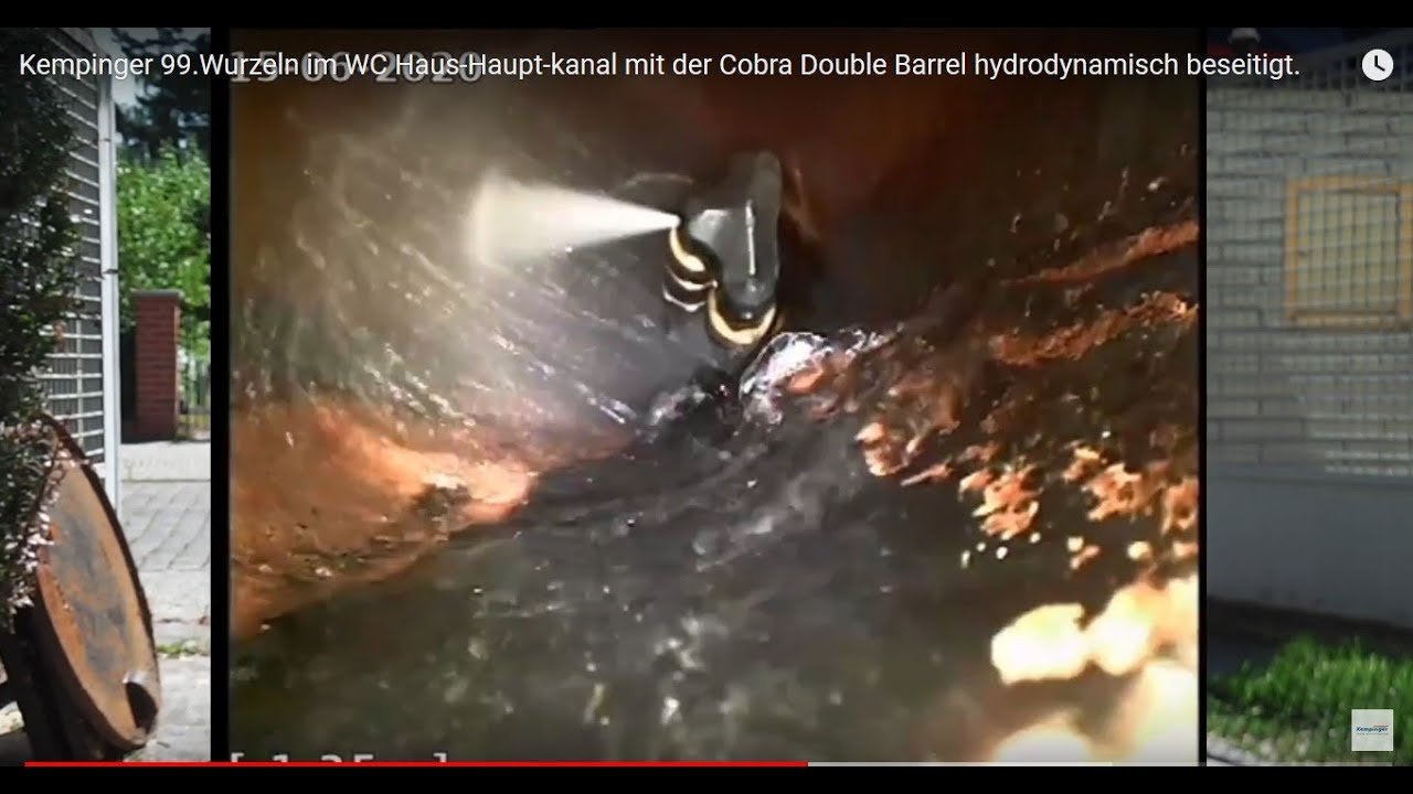 Kempinger 99.Wurzeln im WC Haus-Haupt-kanal mit der Cobra Double Barrel hydrodynamisch beseitigt.