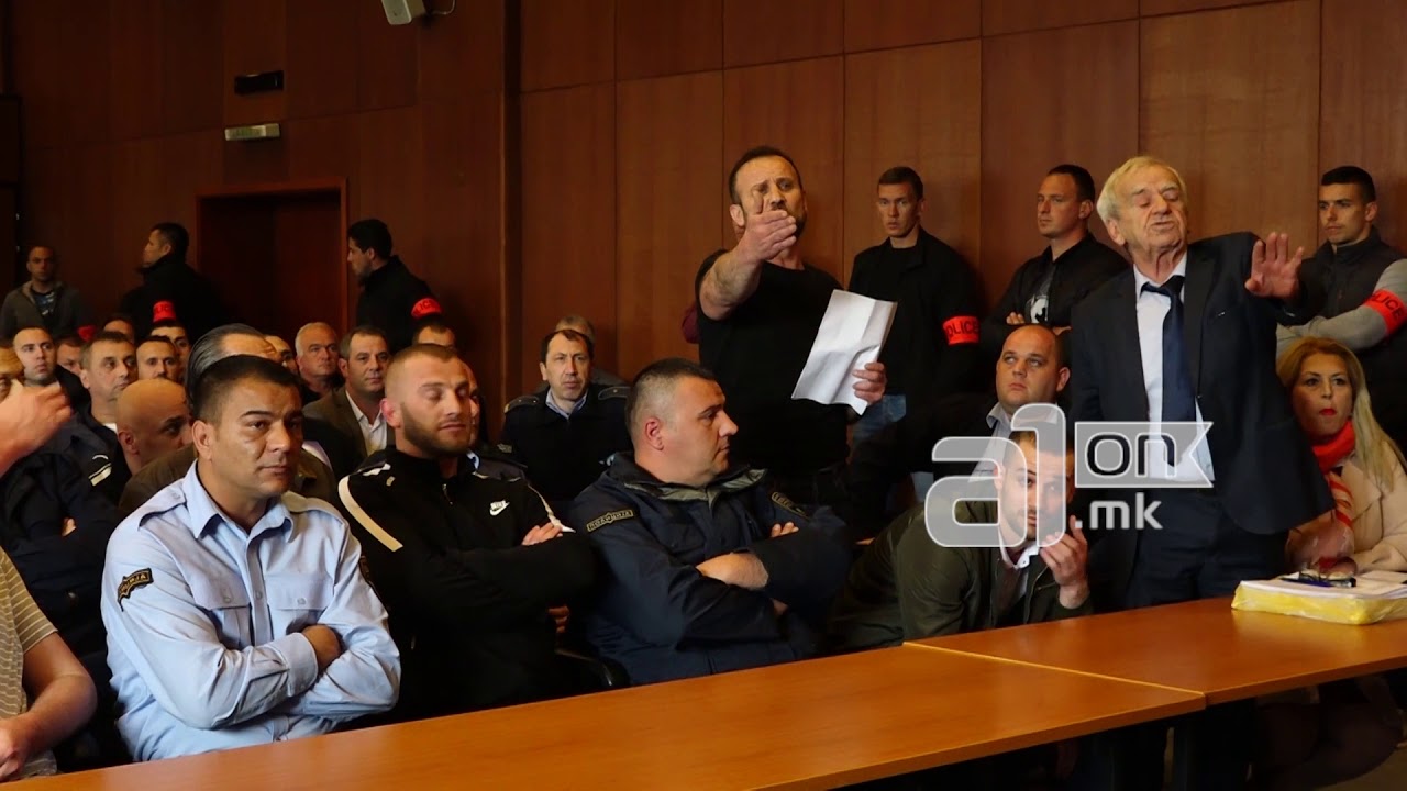 Тензична атмосфера на седницата на „Диво Насеље