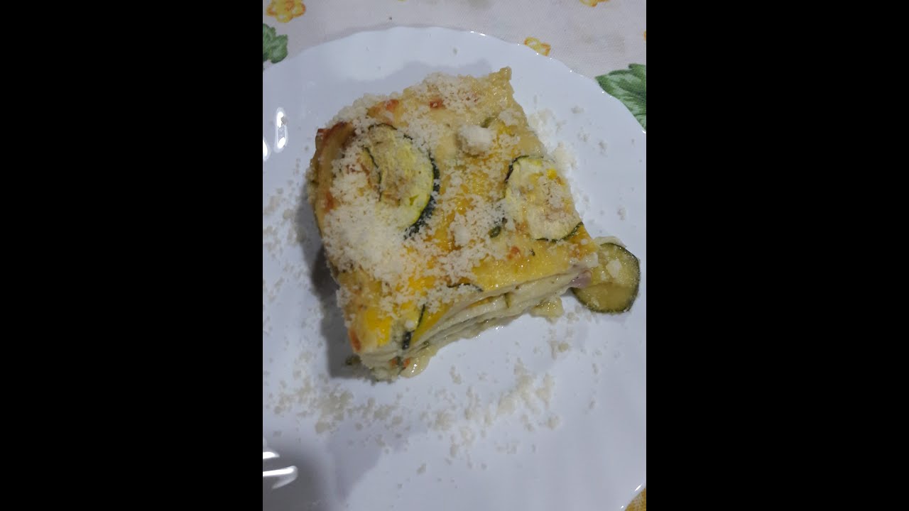 Lasagne Bianche con Zucchine, Fiori di Zucca e Caciocavallo