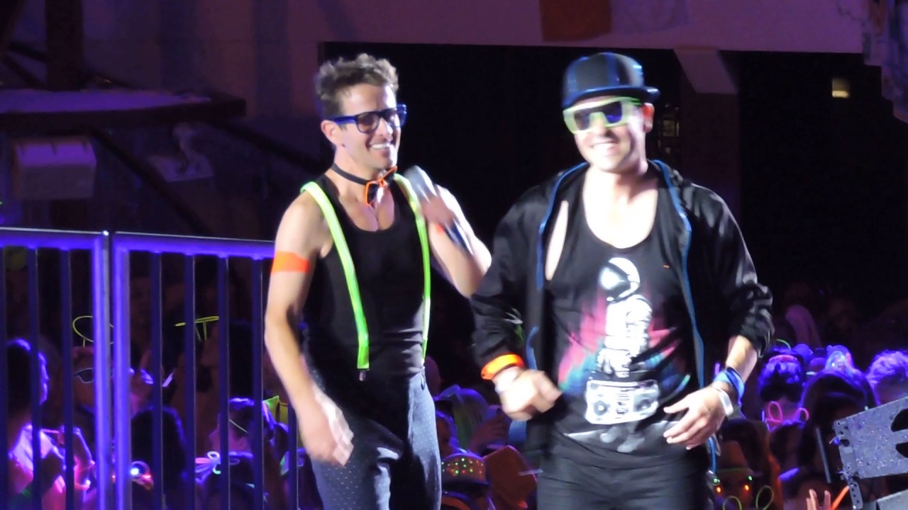 NKOTB Cruise 2016 - Glow Night - Jordan + Joey