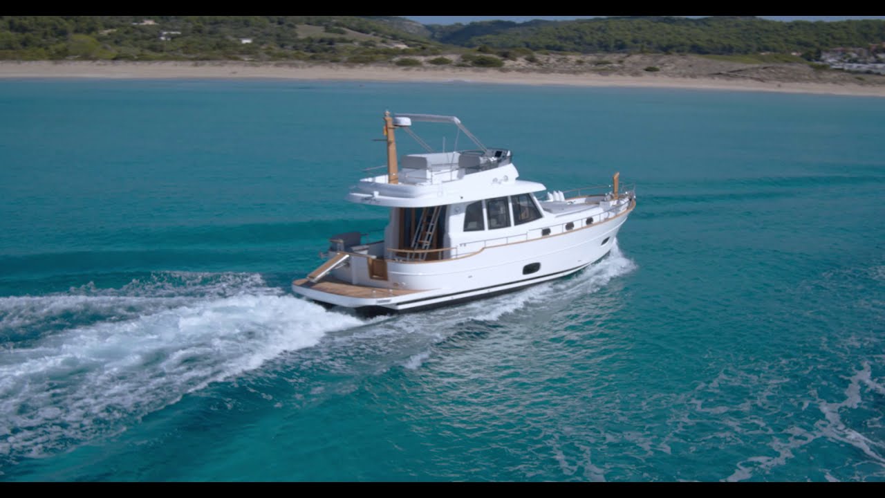 New Menorquin 42 Flybridge.