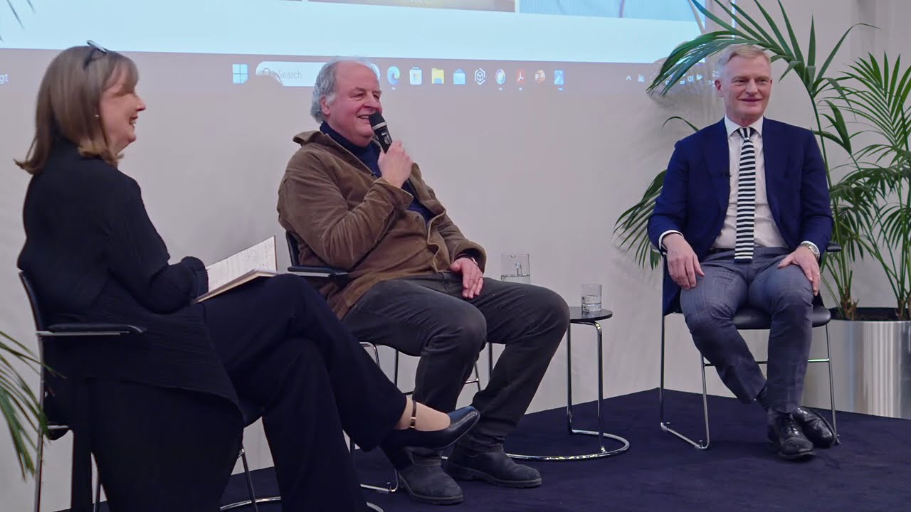 Historien om en stad – Författarsamtal mellan Henrik Meinander och Henrik Berggren
