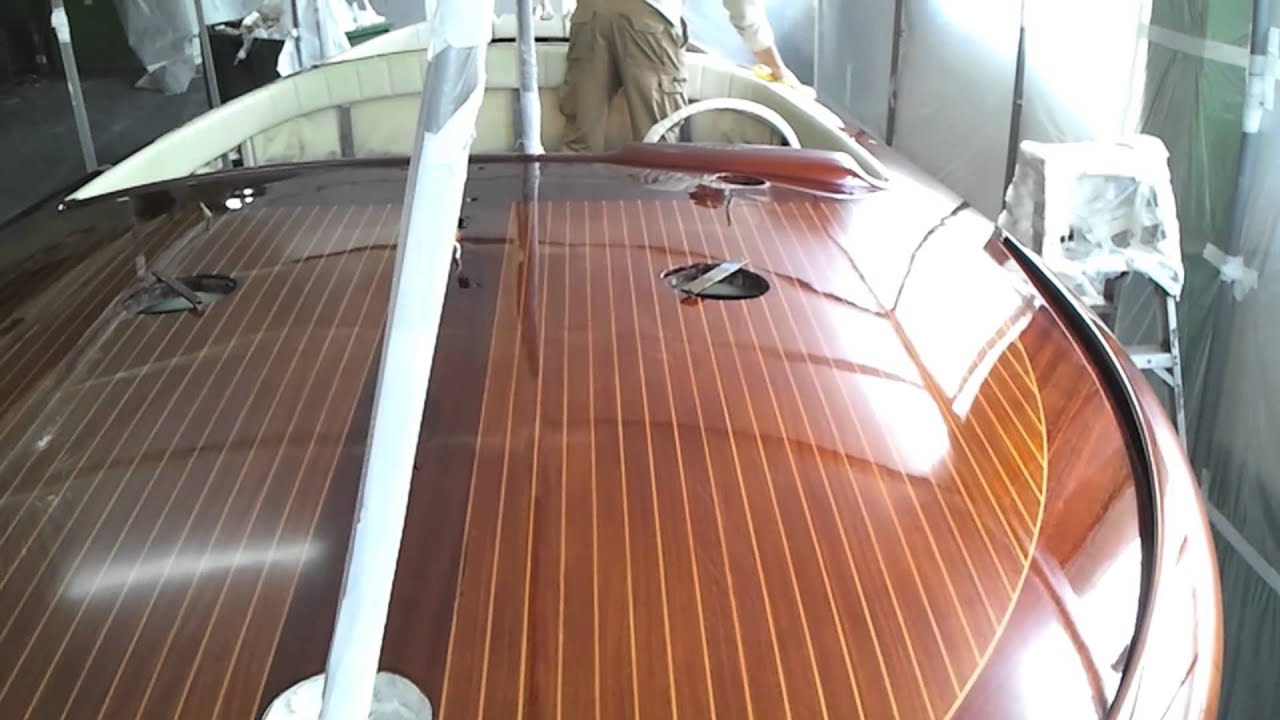 Classic boat Riva super aquarama (1969)